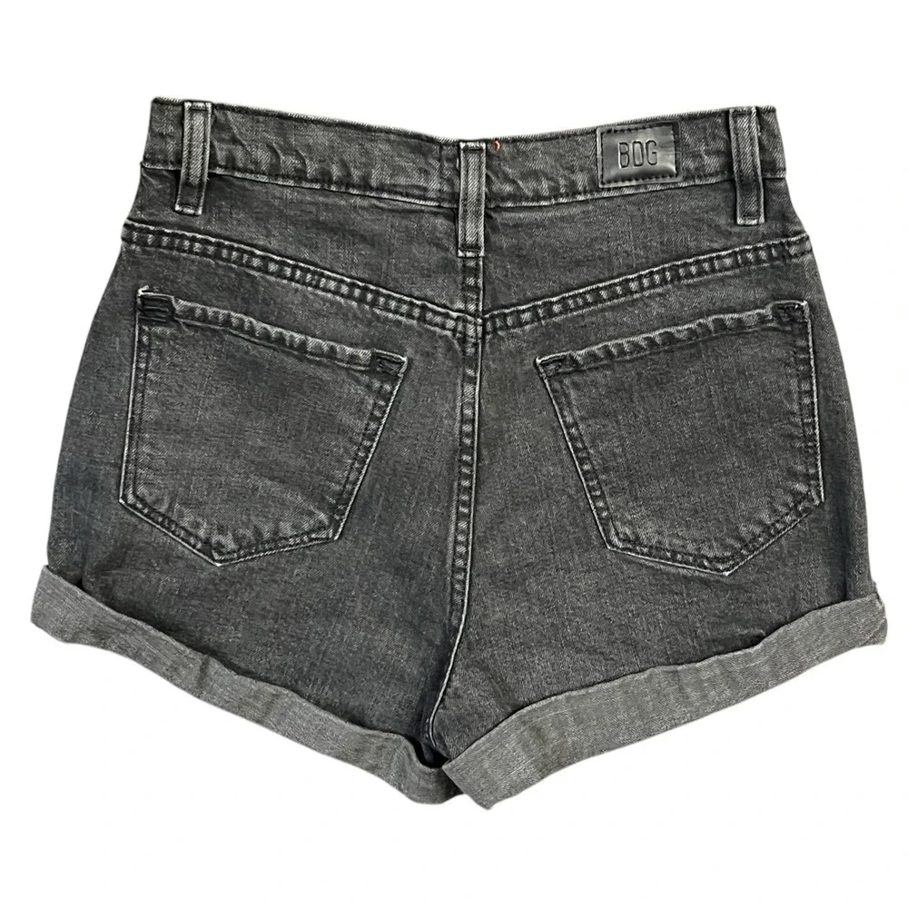 BDG Urban Outfitters Shorts‎ 26 Black Mom High Rise Button Fly Cuffed Hem Casual - Picture 5 of 10